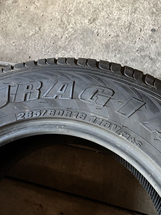 Резина  R18 всесезонка 285/60