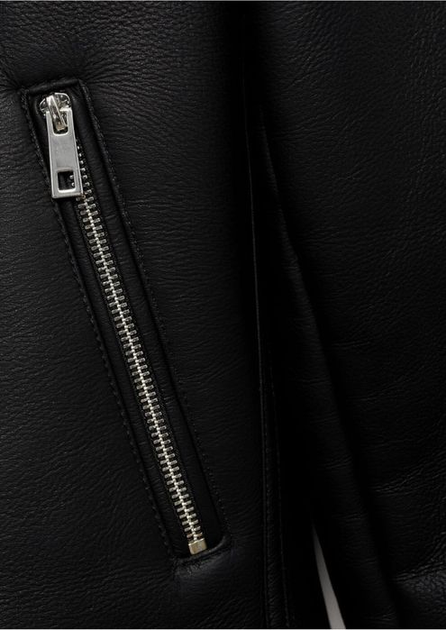 Кожено яке  Mango