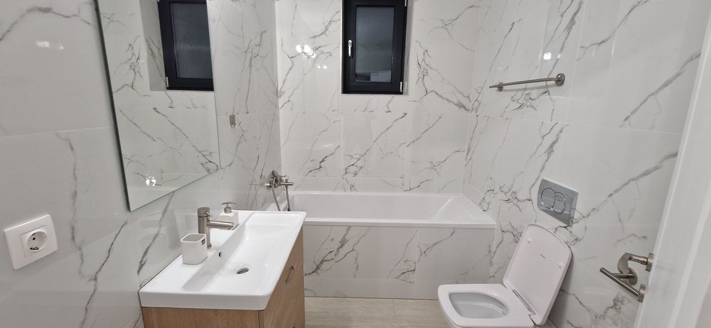 Casa (noua)de vanzare in Ludus