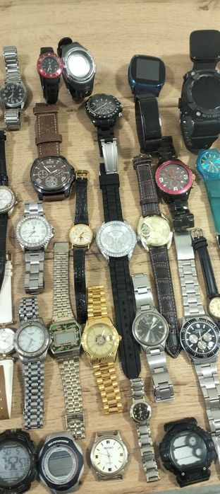 75Ceasuri Quartz pentru piese