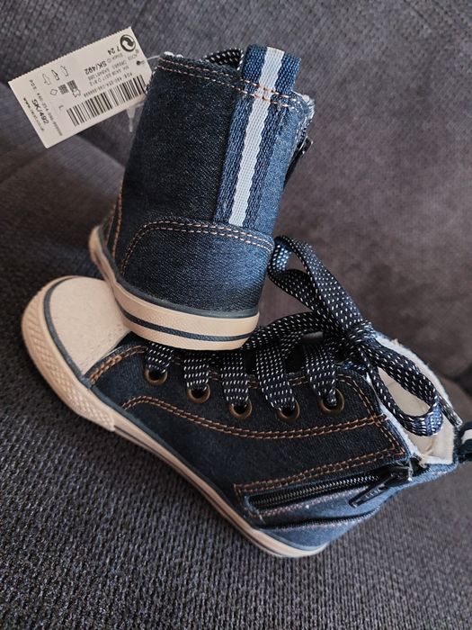 Нови маркови Кецове Next 24 номер