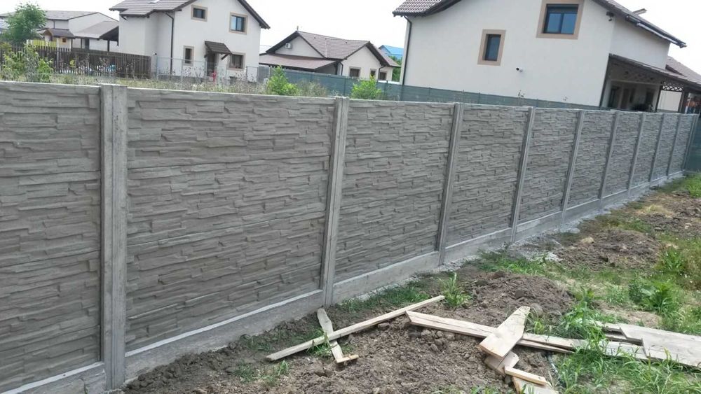 Vindem și Montam GARDURI plăci beton și gard bolțari cu totul la gata.