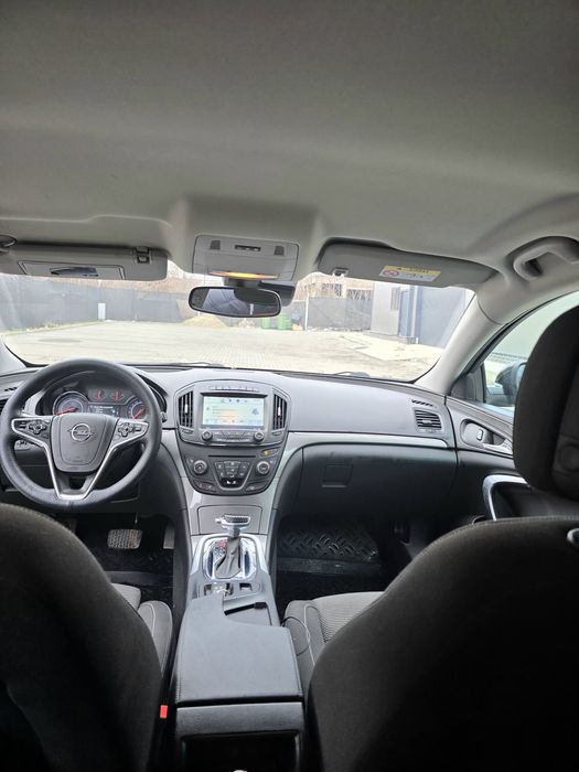 Opel Insignia Sports Tourer 4x4 Automat | Proprietar 4 ani | B20DTH | Fără investiții