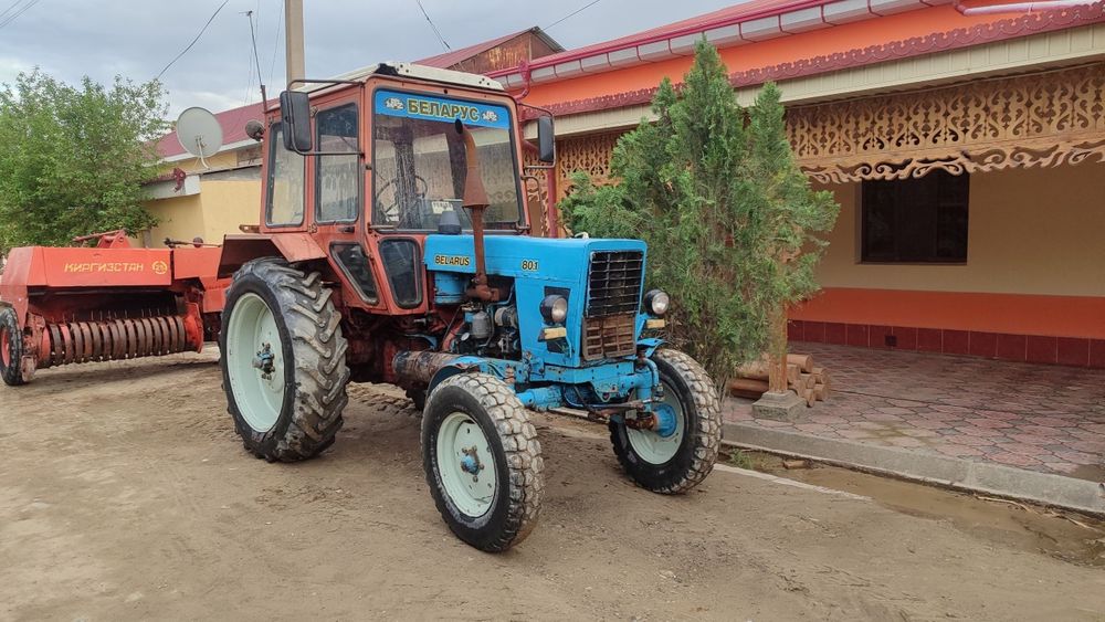 MTZ 80 sotiladi press podborchik bilan