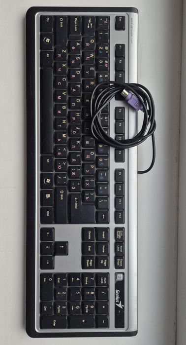 Клавиатура с USB кабелем