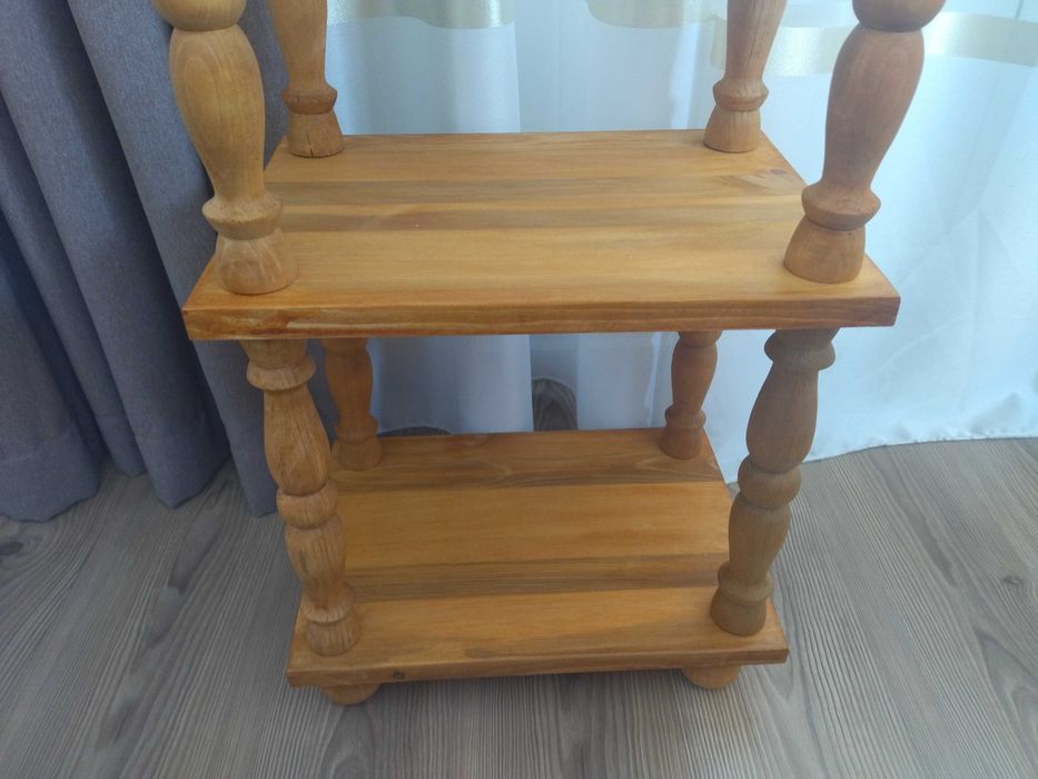 Дървена етажерка на три нива !!!