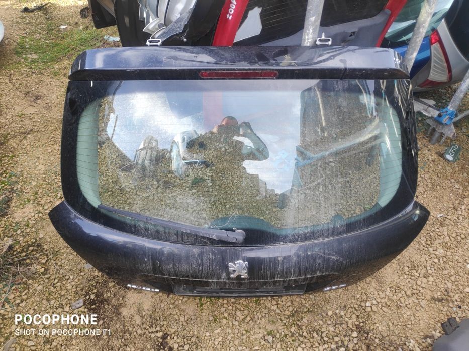 Врата багажник Peugeot 207 hatchback / Пежо 207 хечбек 2010г