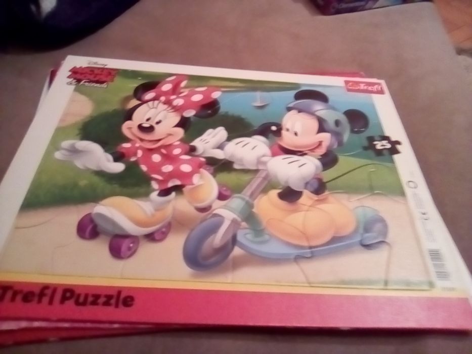 Puzzle 25 piese...