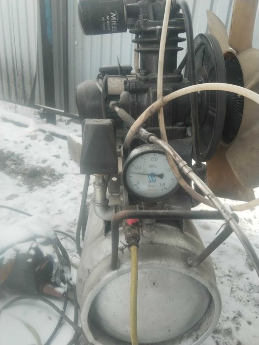 Продам капрессор