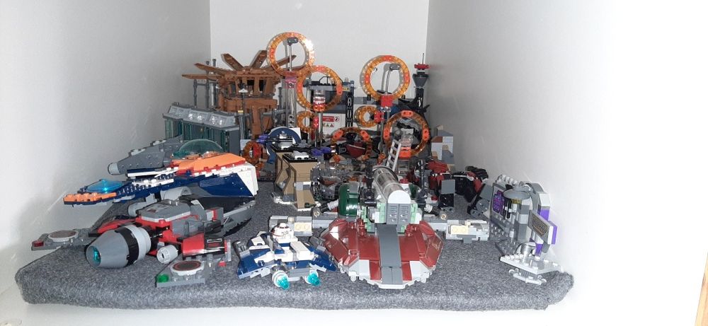 Без фигурки LEGO колекция