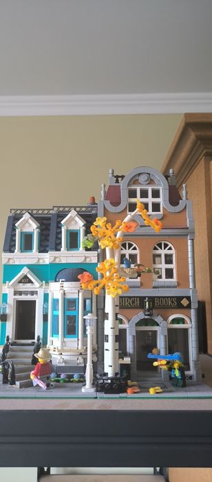 LEGO: Книжный магазин Creator Expert 10270