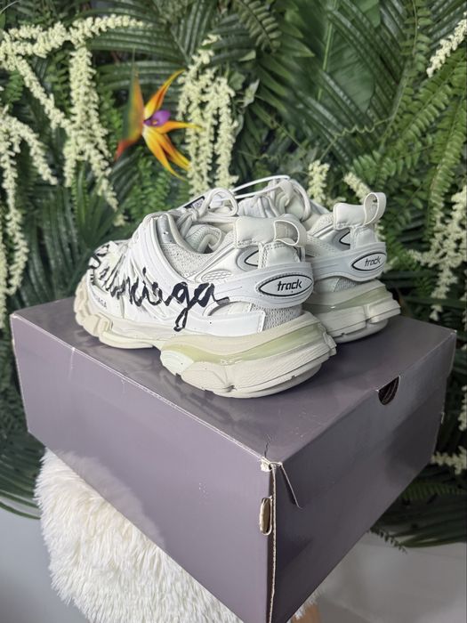 Balenciaga Track White Signature