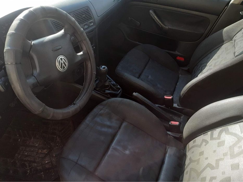 Голф 4  бензин 1.4 на Части