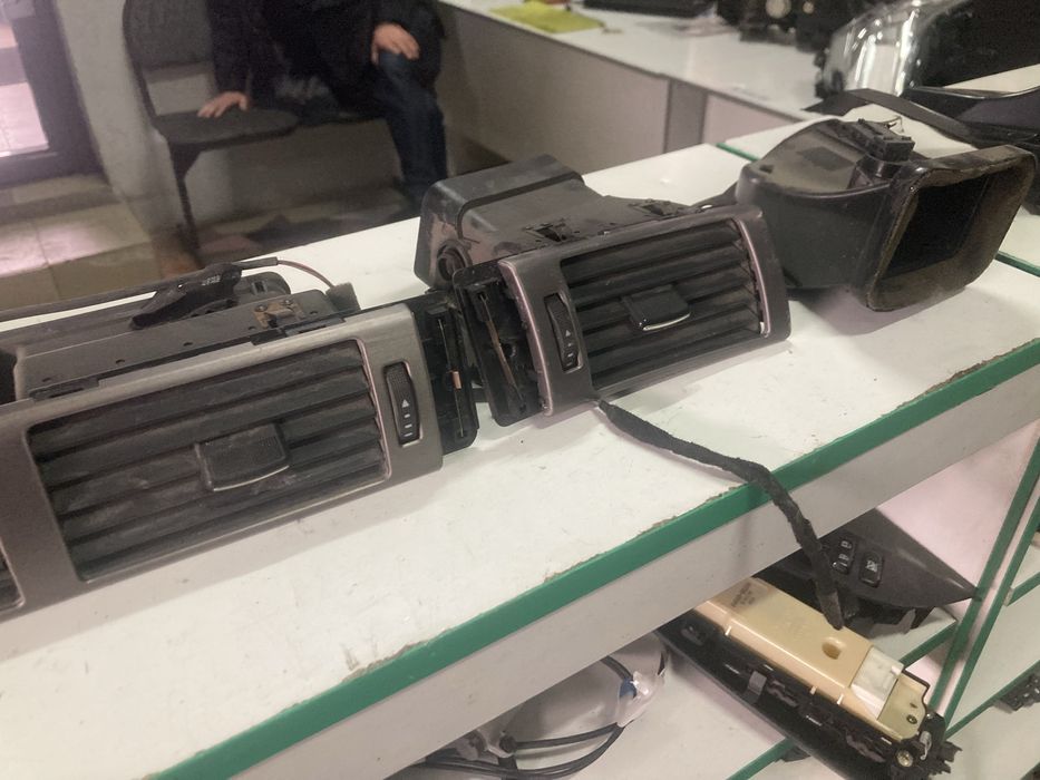 Дефлекторы воздуховоды Ауди А6С5 / Audi A6C5