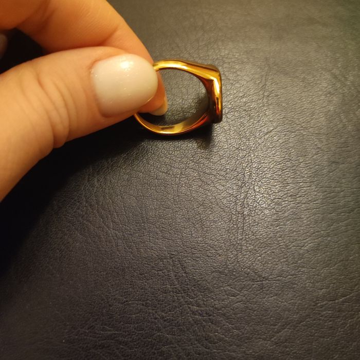 Кольцо бренда Offbeat