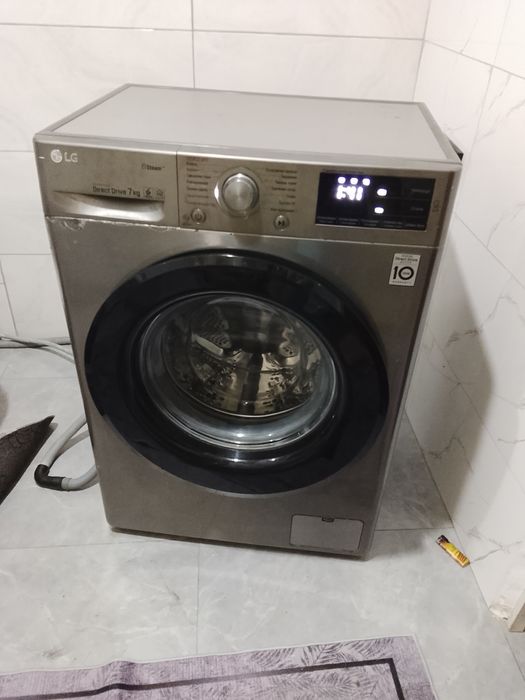 Продам стиральную машину