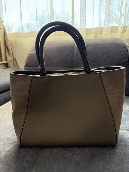 Чанти Bata и Zara