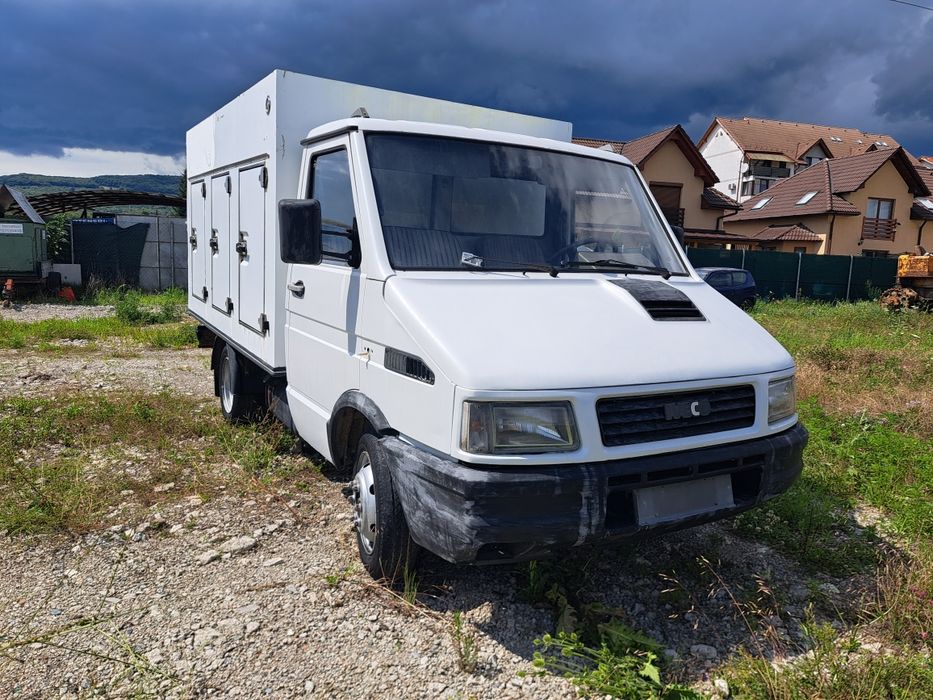 Vand IVECO daily2500 35/10/11 cub frigorific dubă izoterma lada bena container depozitare izolat frigo dezmembrez  piesa motor cutie viteza cabina