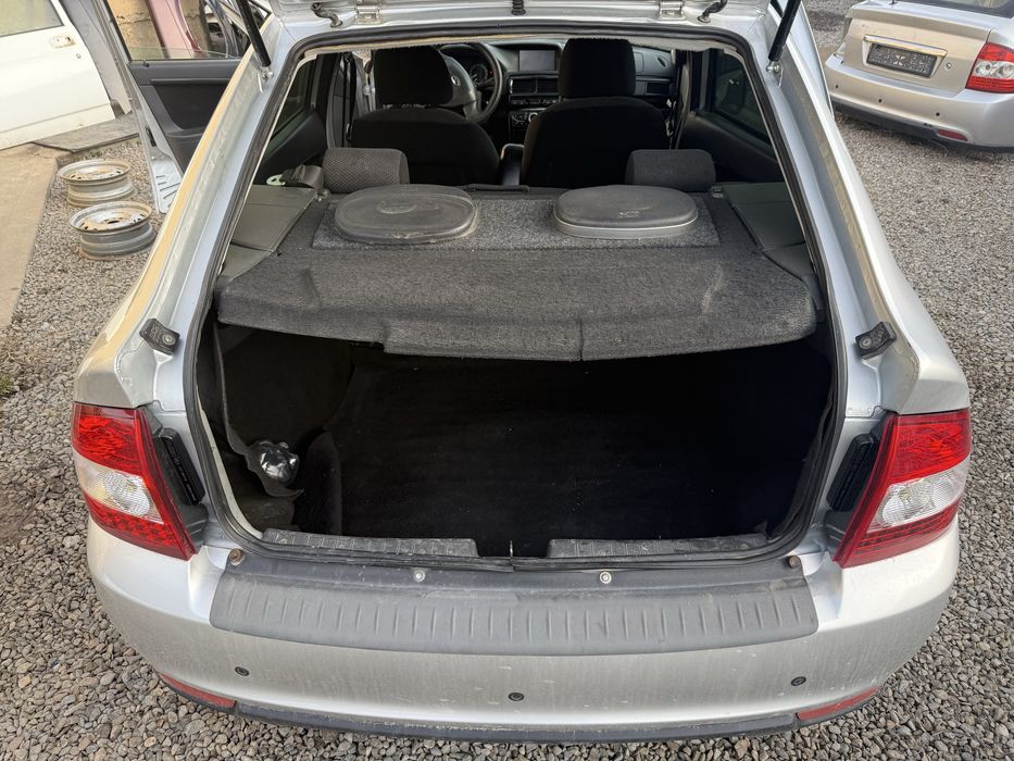 Разбор Приора Хетчбек год 2013 Люкс