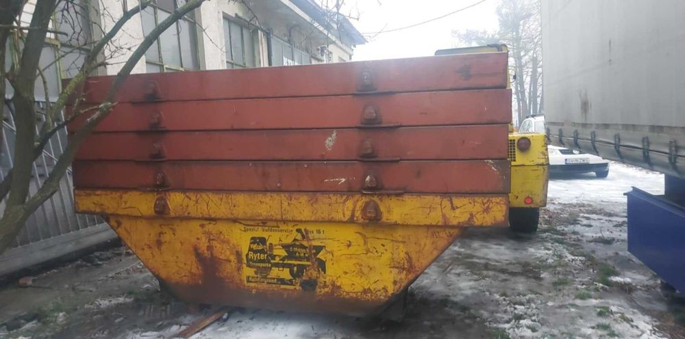 Vand container ,moloz , deșeuri