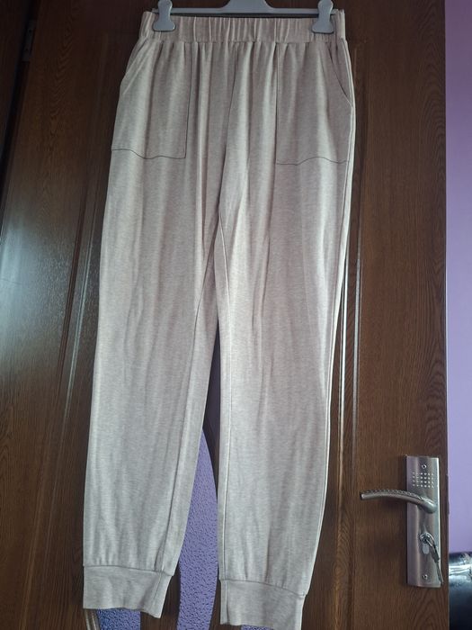 Vând Pantaloni Trening Damă Mărimea XXL Noi