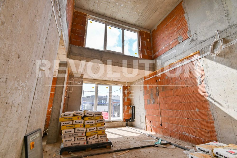 Продава се Тристаен апартамент в София, Малинова долина - 173 кв.м за 1500 €/кв.м - Снимка #4