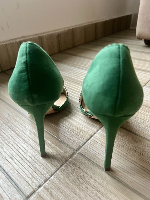 Zara обувки с ток 39 номер