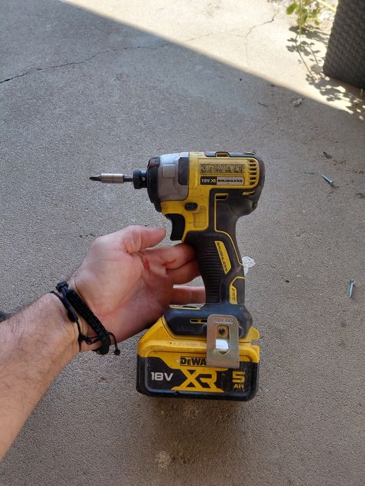 Inpact dewalt    18v