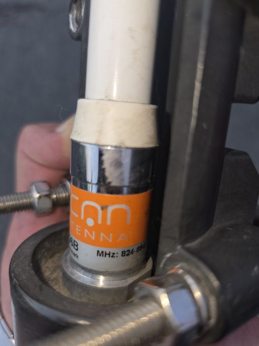 Antena  marina marca Scan 824-894Mhz cu sistem de prindere