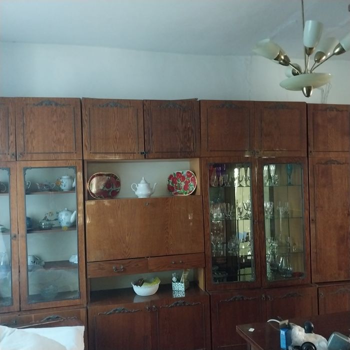 В продаже стенка