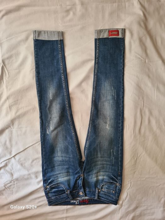 Джнисовые брюки для женщин 30 размер