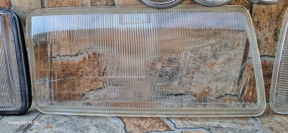 Ауди 80 стекла передние