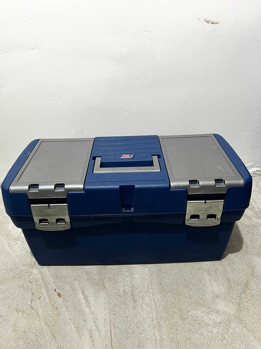 Работни куфари Tayg