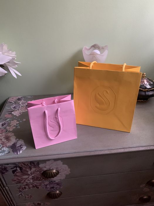 Оригинална кутия за бижу Swarovski и торбички