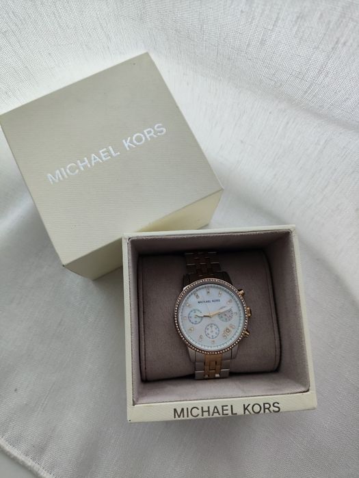 Michael kors часы