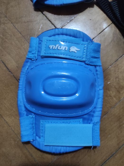 Set Casca copii marime M si protectie cot si genunchi NFun