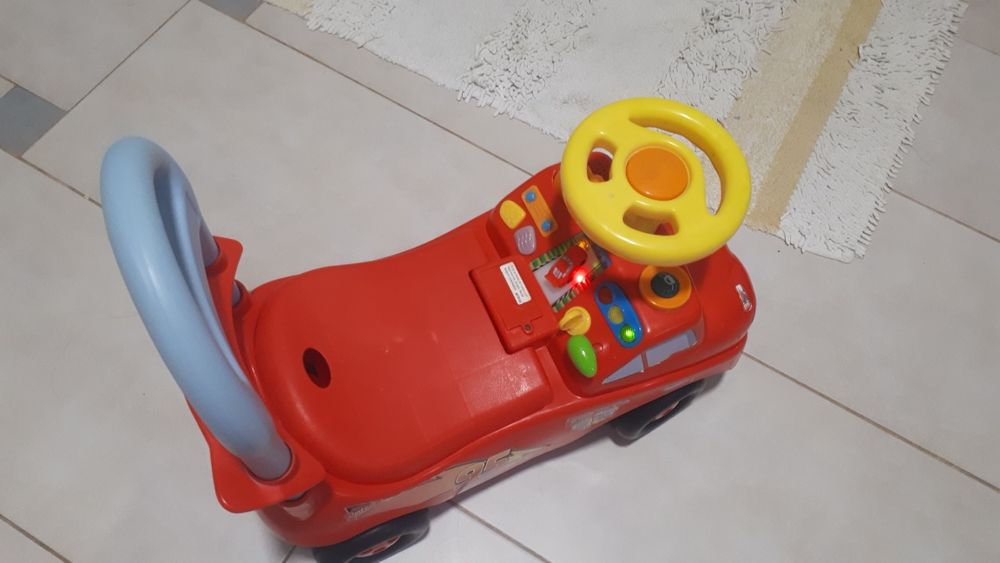 De vânzare babytaxiu de curse Fulger McQueen cu sunete și lumini