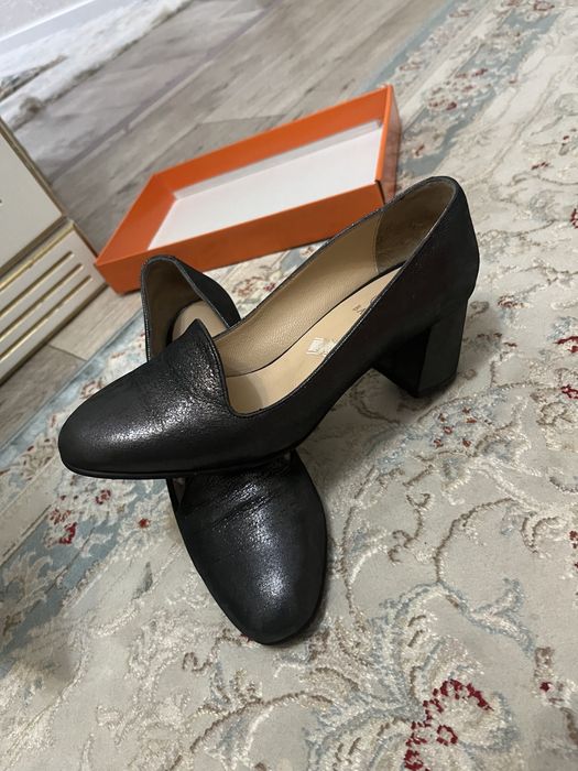 Туфлилер сатылады