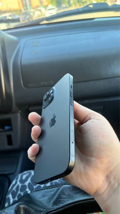 Продам Iphone 15