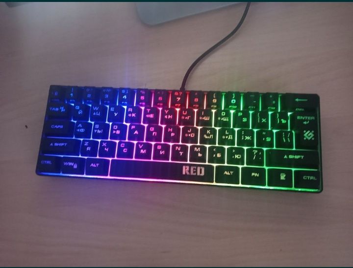 Продаю клавиатуру