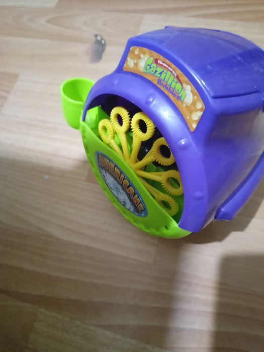 Мыльные пузыри ,машинка для пузырей