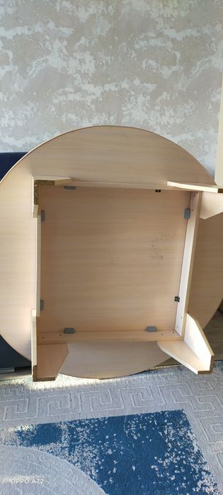 Стол казахский светлый