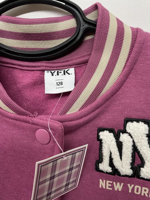 Чисто ново детско яке.
