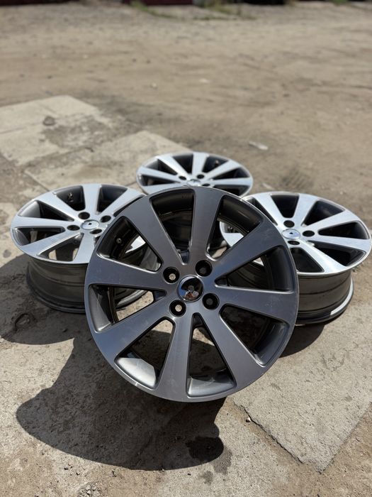 Диски Ауди 80 Б4 R17 Ronal Original