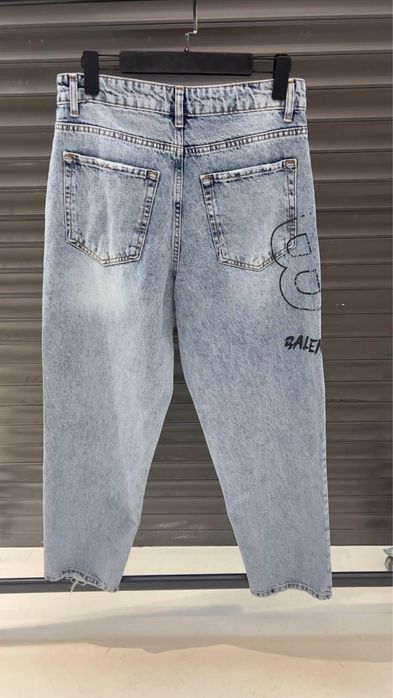 Blugi la super oferta 350 lei  calitate superioara