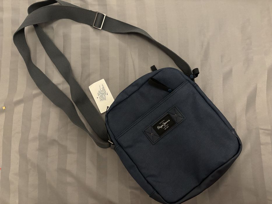 Geanta de umar pepe jeans,noua