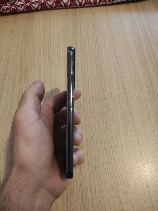 Vând Samsung Galaxy S22