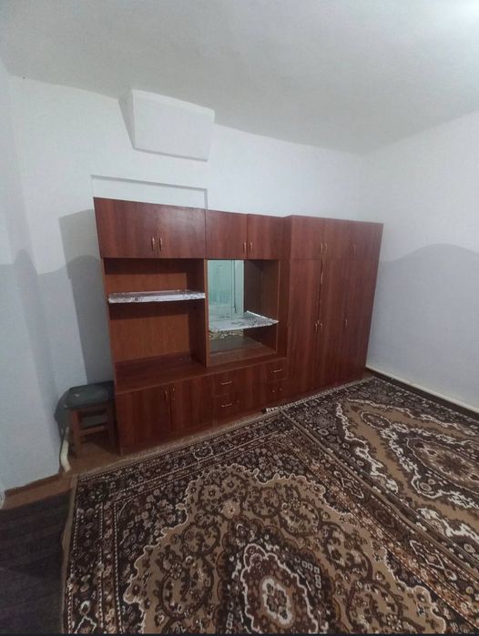 Uch qahramon parvoz  hovli ijarga bor