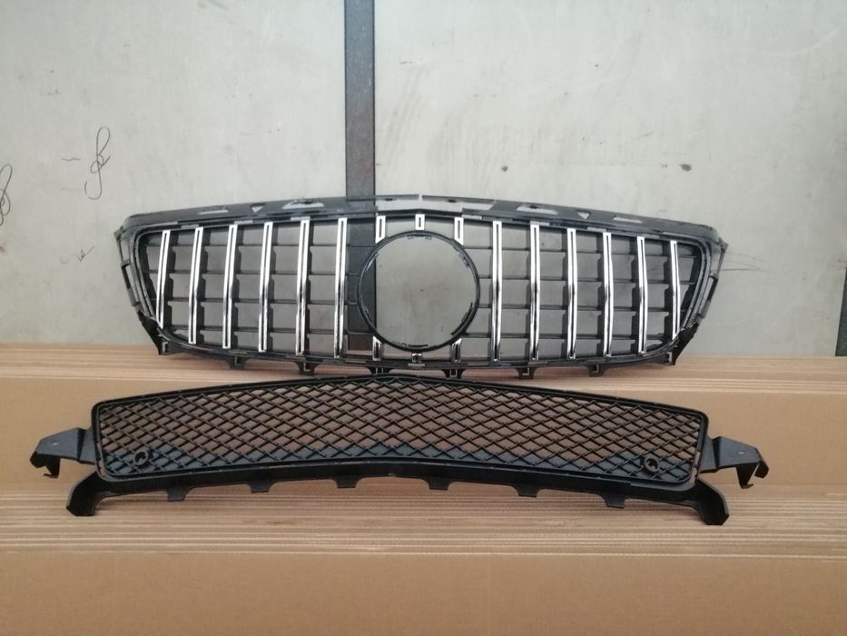 Grile centrală Mercedes-Benz w218
