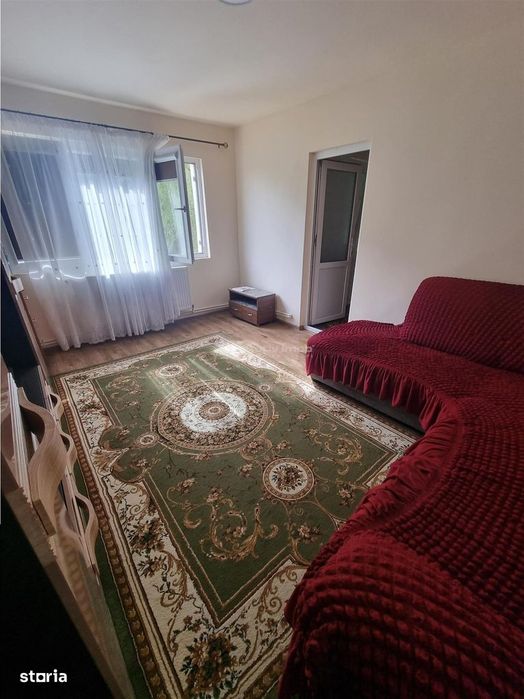 Apartament 2 camere et 2 zona 300  Cuza Voda langa Pompieri
